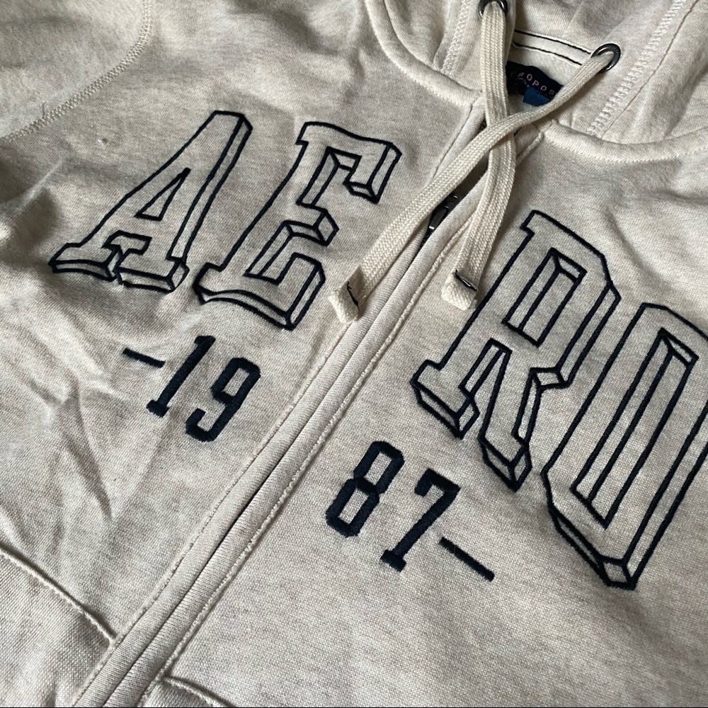 Aeropostale zip up hoodie